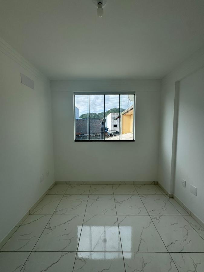 Apartamento à venda com 2 quartos, 60m² - Foto 11