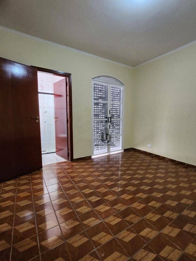 Casa à venda com 2 quartos, 150m² - Foto 3