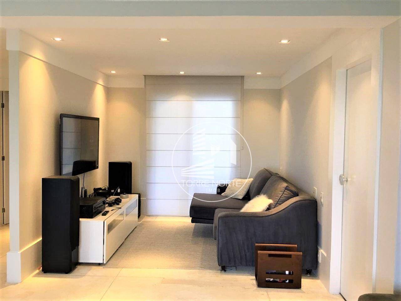 Apartamento à venda com 4 quartos, 207m² - Foto 7