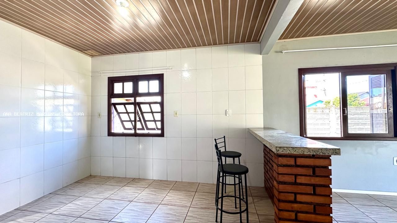 Casa à venda com 3 quartos, 230m² - Foto 10