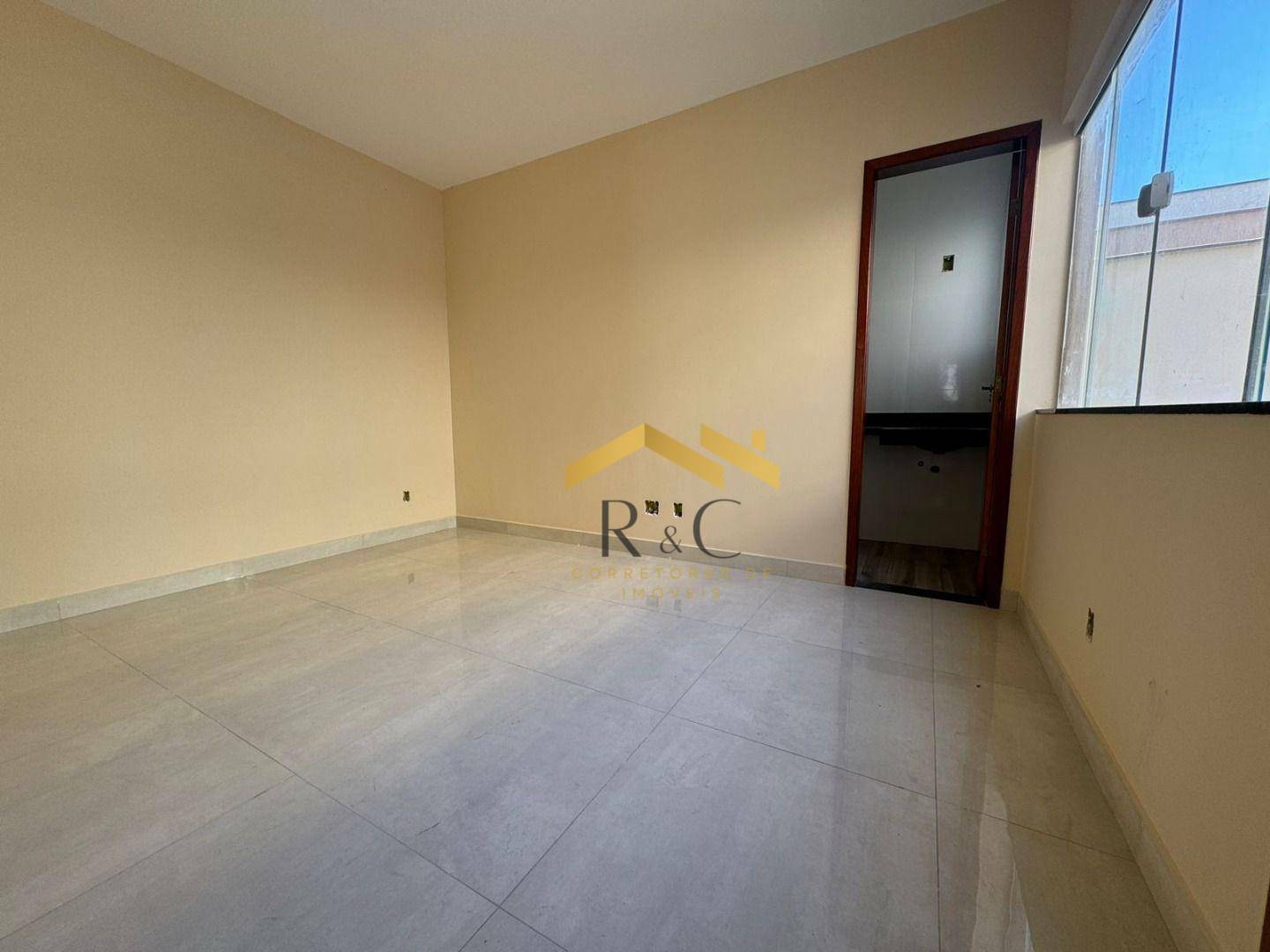 Casa à venda com 3 quartos, 72m² - Foto 12