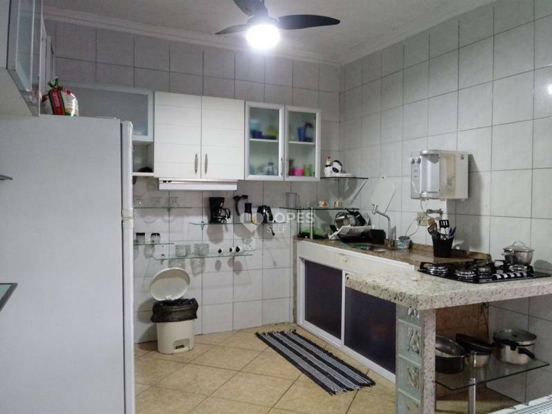 Casa à venda com 5 quartos, 400m² - Foto 16