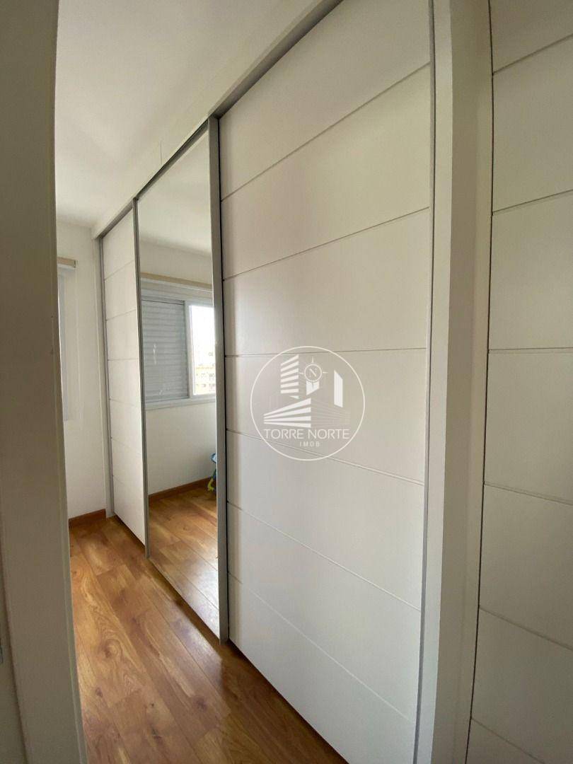 Apartamento à venda com 2 quartos, 64m² - Foto 30