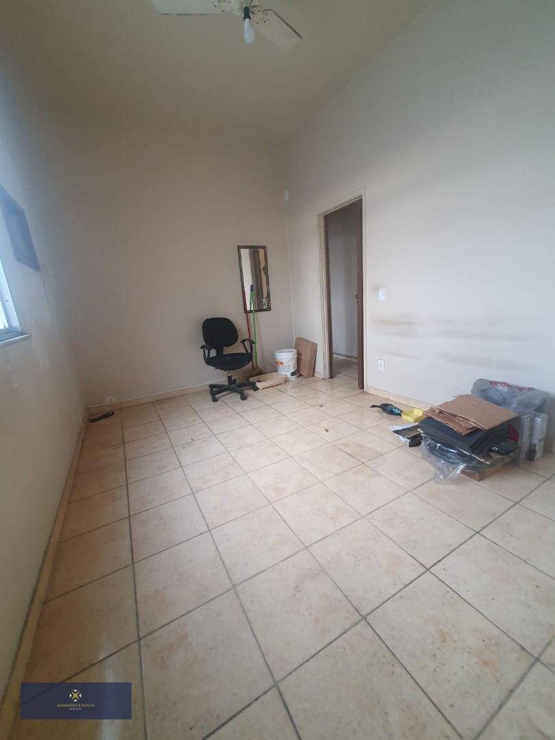 Apartamento à venda com 2 quartos, 77m² - Foto 6