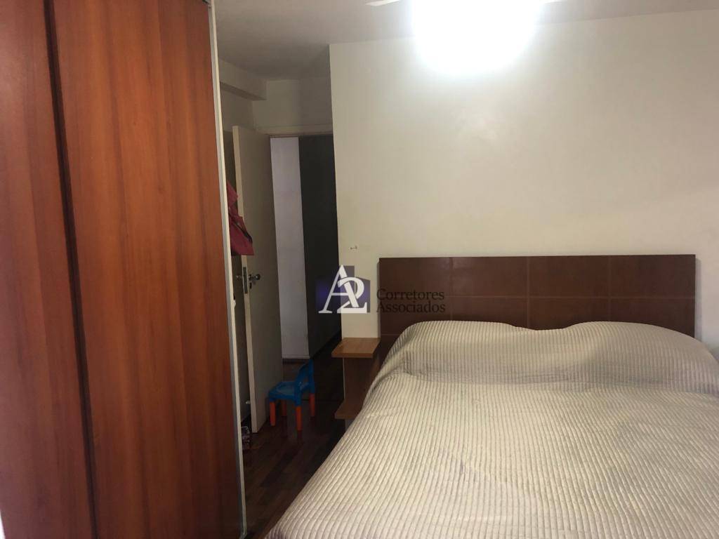 Apartamento à venda com 3 quartos, 105m² - Foto 17