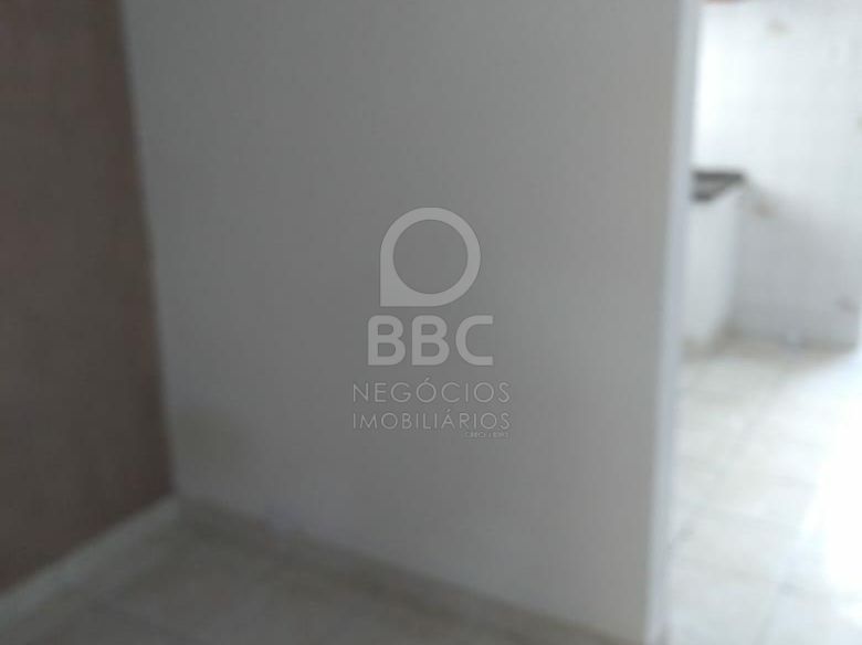 Casa para alugar com 2 quartos, 60m² - Foto 3