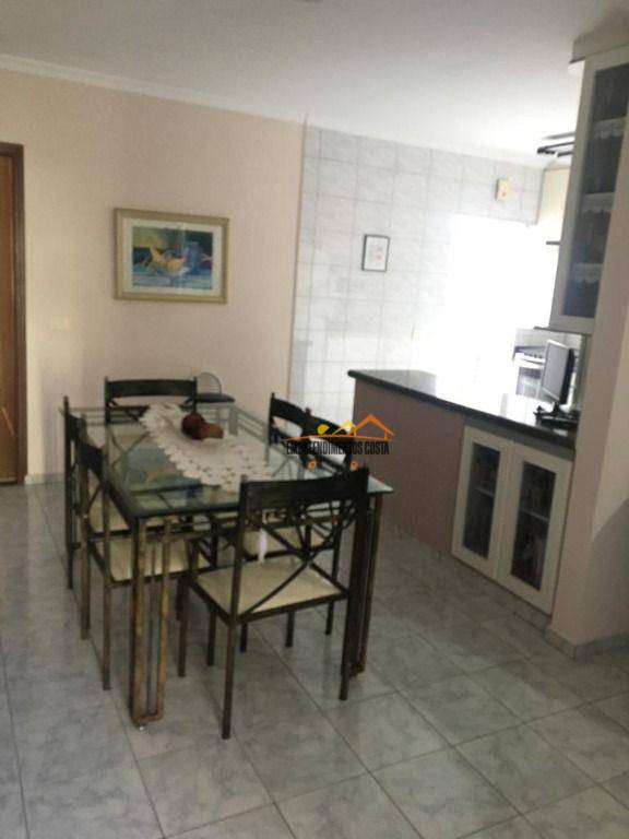 Casa à venda com 3 quartos, 133m² - Foto 2