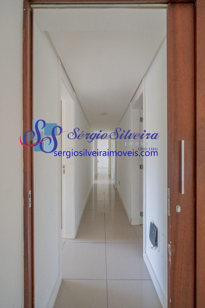 Apartamento à venda com 3 quartos, 210m² - Foto 14