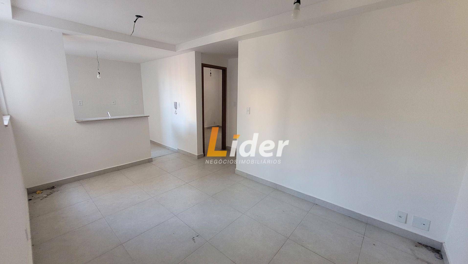 Apartamento para alugar com 2 quartos, 45m² - Foto 2