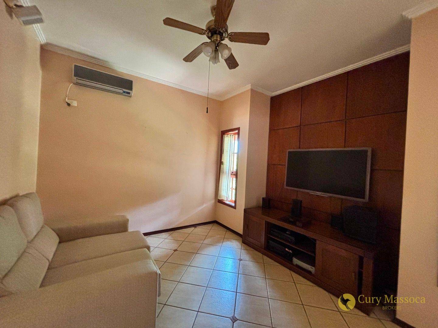 Casa de Condomínio à venda e aluguel com 3 quartos, 350m² - Foto 39