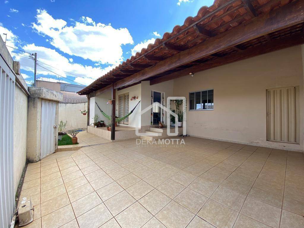 Casa à venda com 3 quartos, 240m² - Foto 57