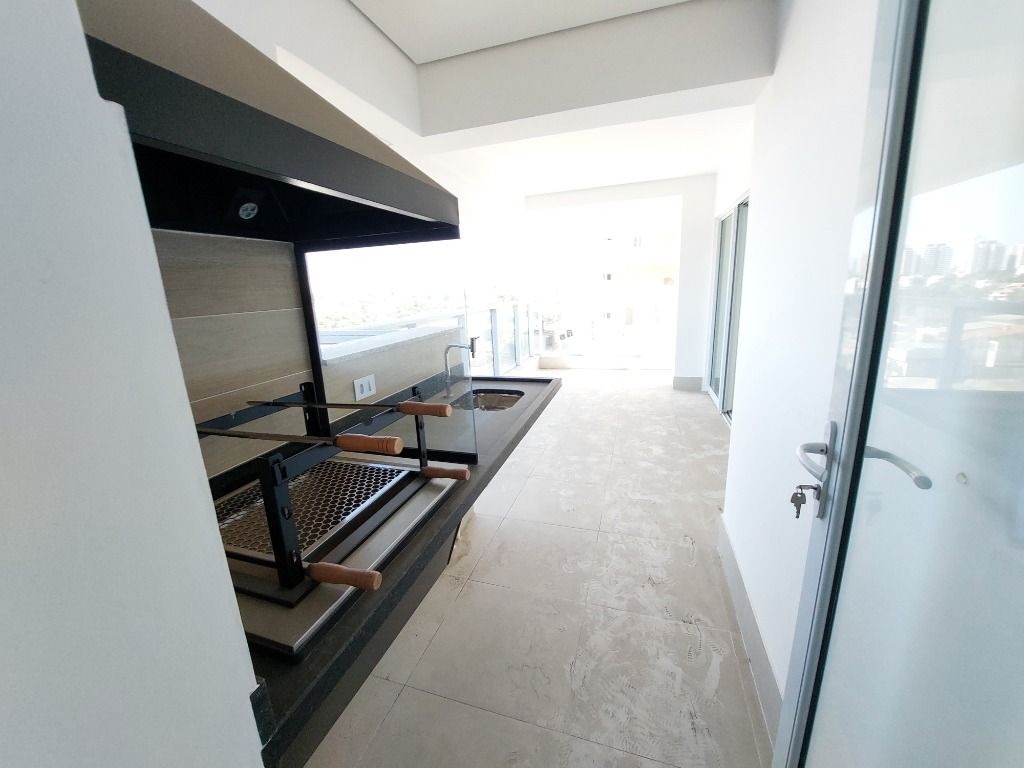 Apartamento à venda com 3 quartos, 154m² - Foto 9