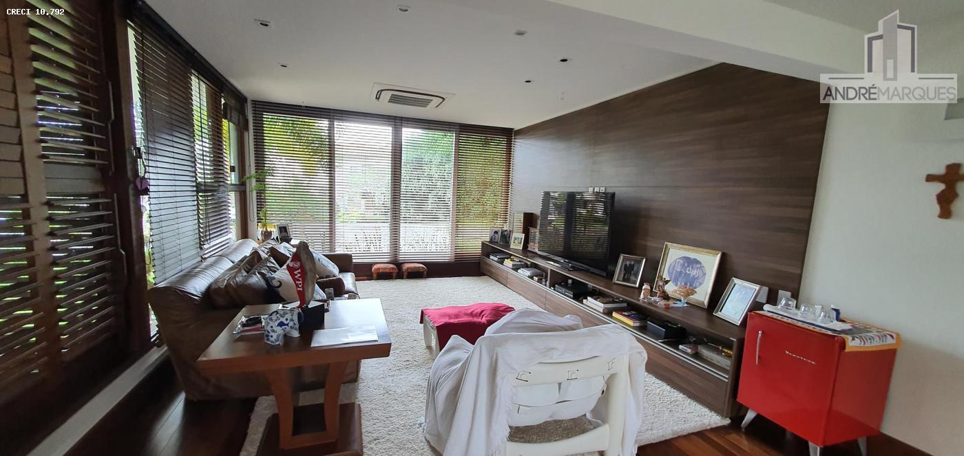 Casa de Condomínio à venda com 4 quartos, 1200m² - Foto 16