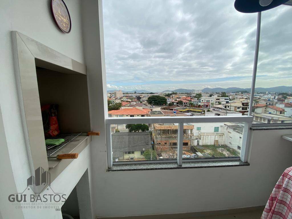 Apartamento à venda com 2 quartos, 55m² - Foto 3