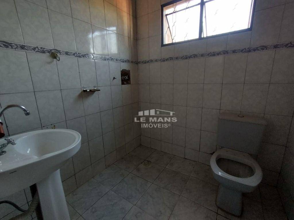 Casa à venda com 3 quartos, 150m² - Foto 14