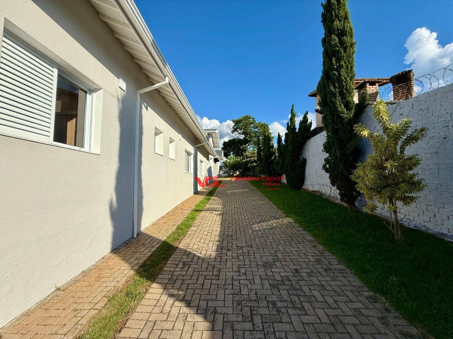 Chácara à venda com 4 quartos, 370m² - Foto 33