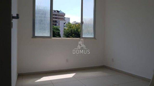 Apartamento à venda com 2 quartos, 70m² - Foto 18