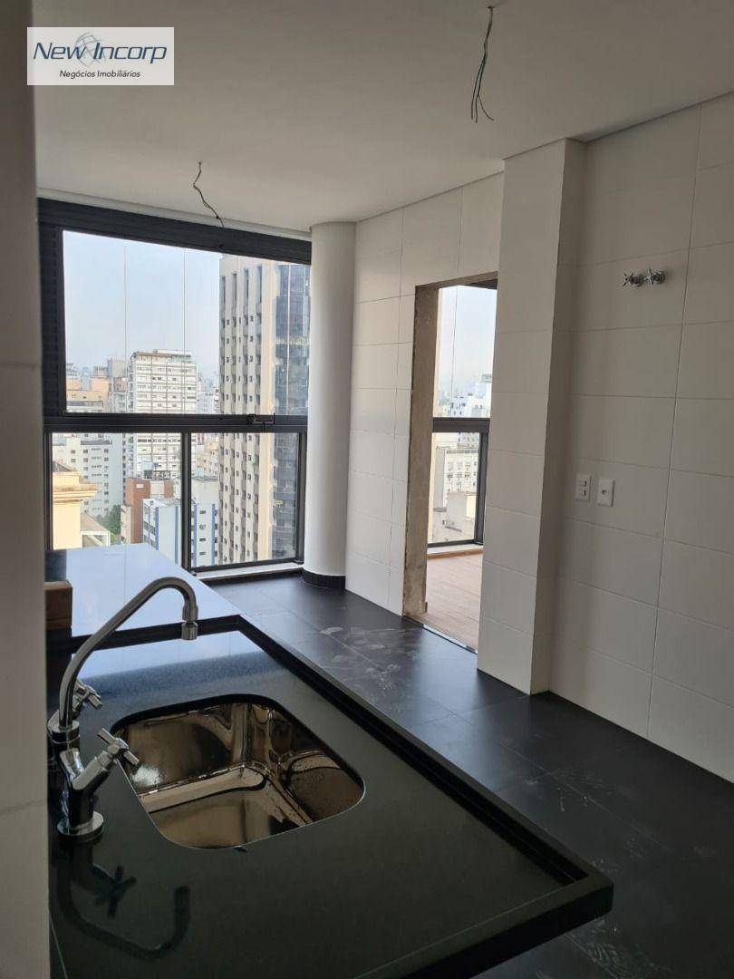 Apartamento à venda com 3 quartos, 205m² - Foto 8