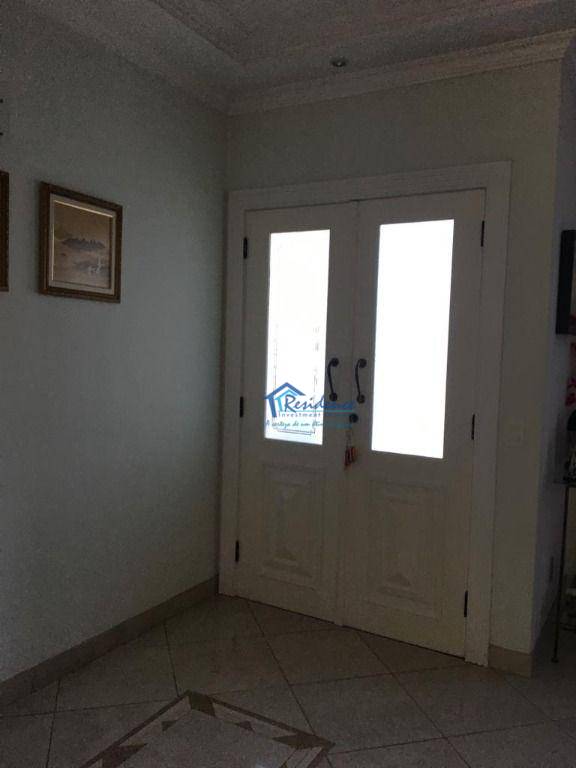 Sobrado à venda com 3 quartos, 303m² - Foto 2