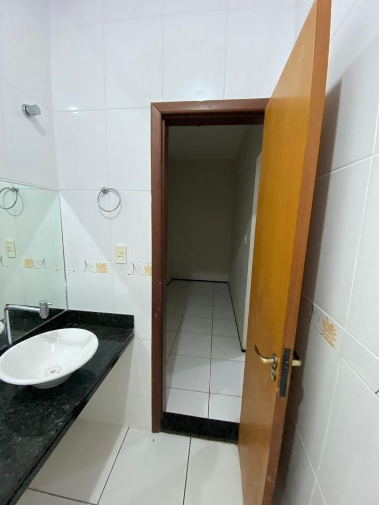 Casa à venda com 3 quartos, 100m² - Foto 12