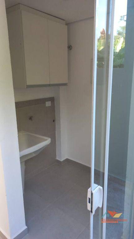 Casa para alugar com 2 quartos, 65m² - Foto 7