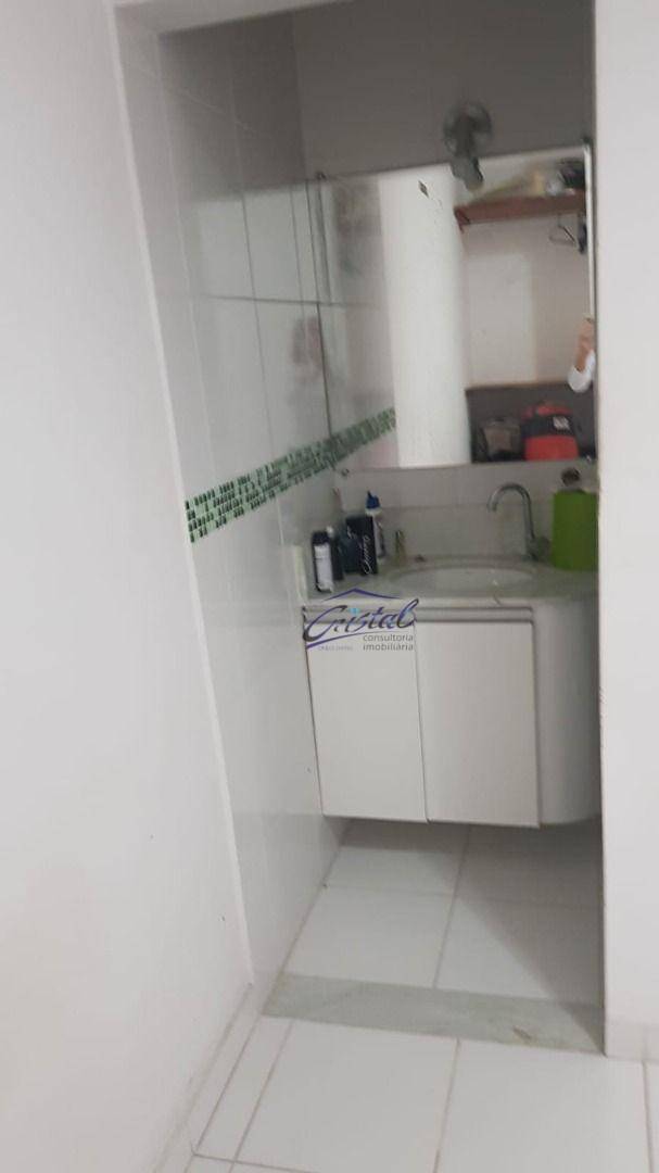 Casa de Condomínio à venda com 4 quartos, 240m² - Foto 48