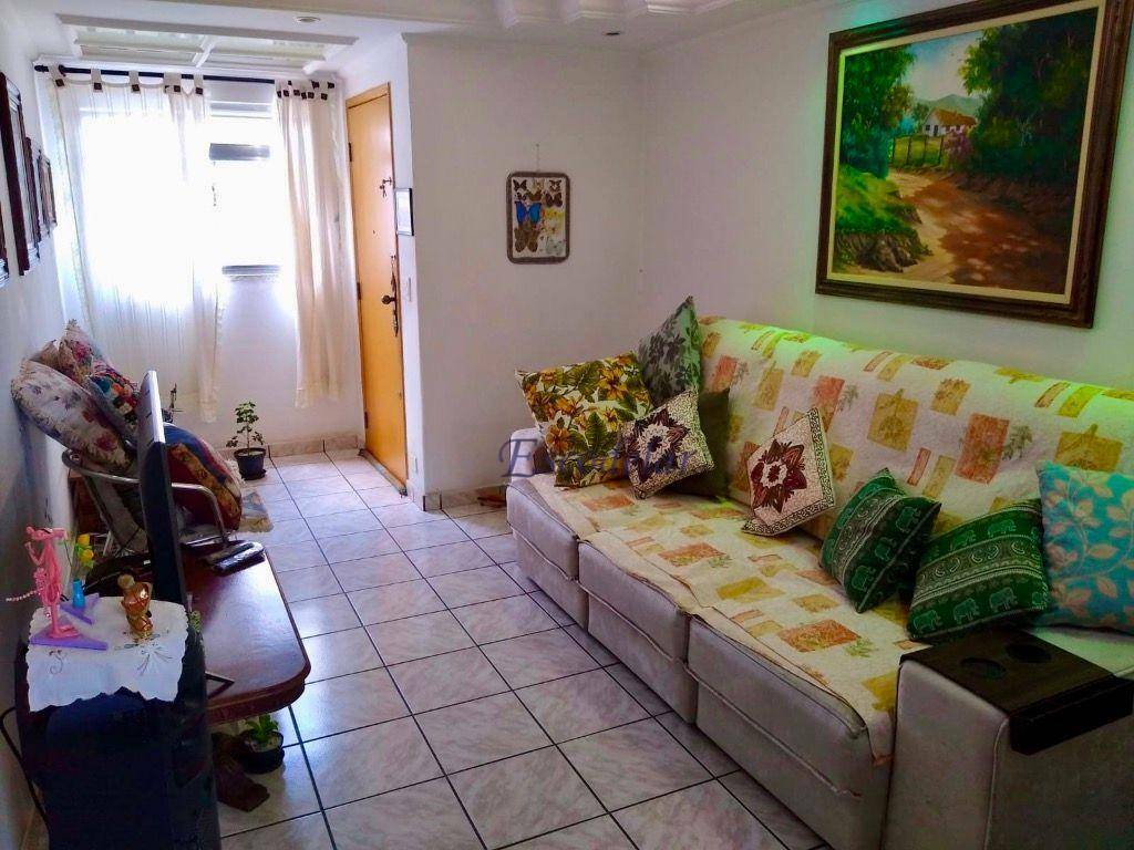 Apartamento à venda com 2 quartos, 82m² - Foto 2