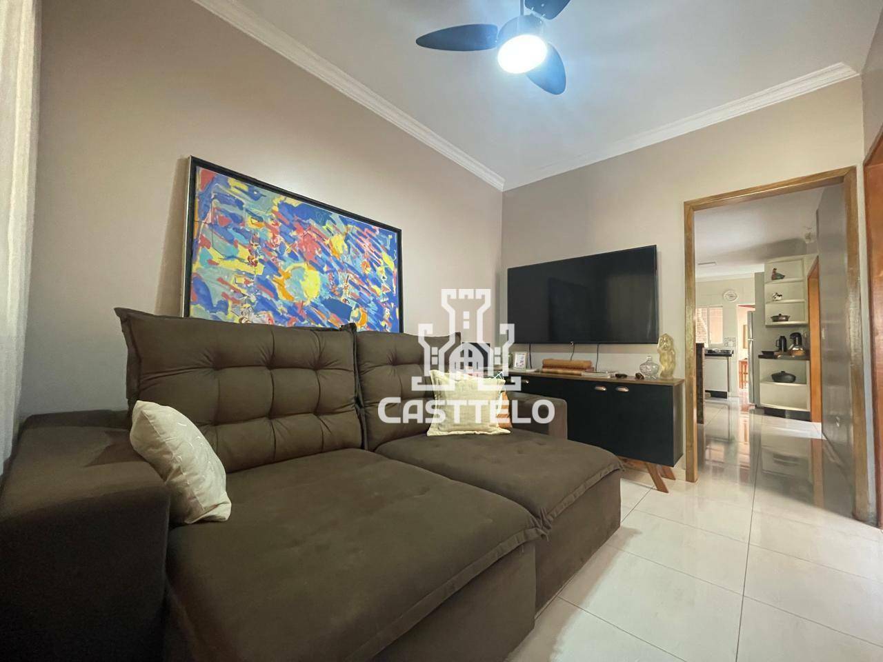 Casa à venda com 3 quartos, 100m² - Foto 4