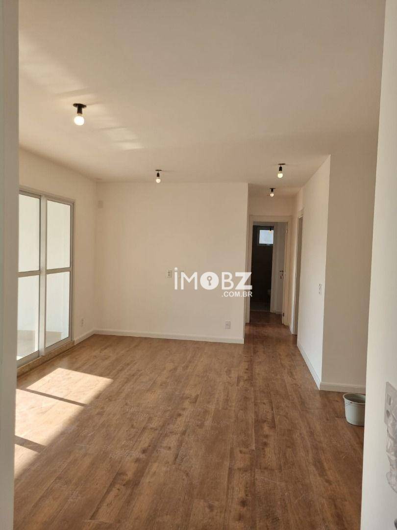 Apartamento à venda com 3 quartos, 108m² - Foto 2