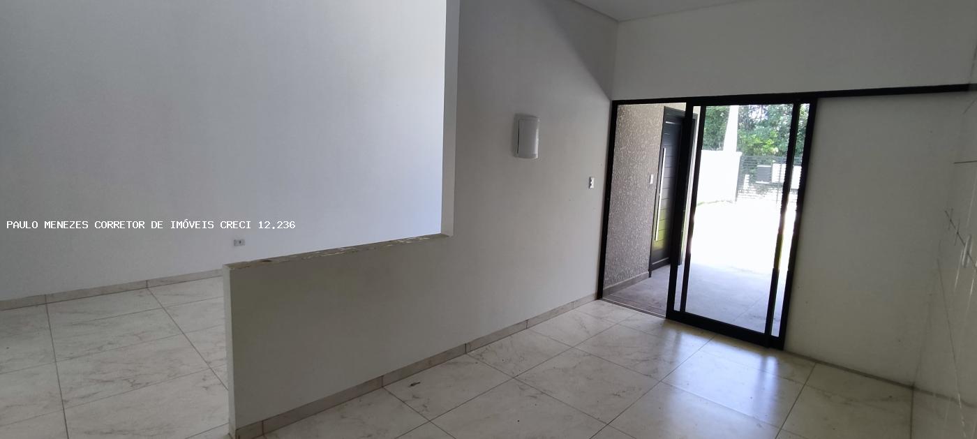 Casa à venda com 3 quartos, 180m² - Foto 25