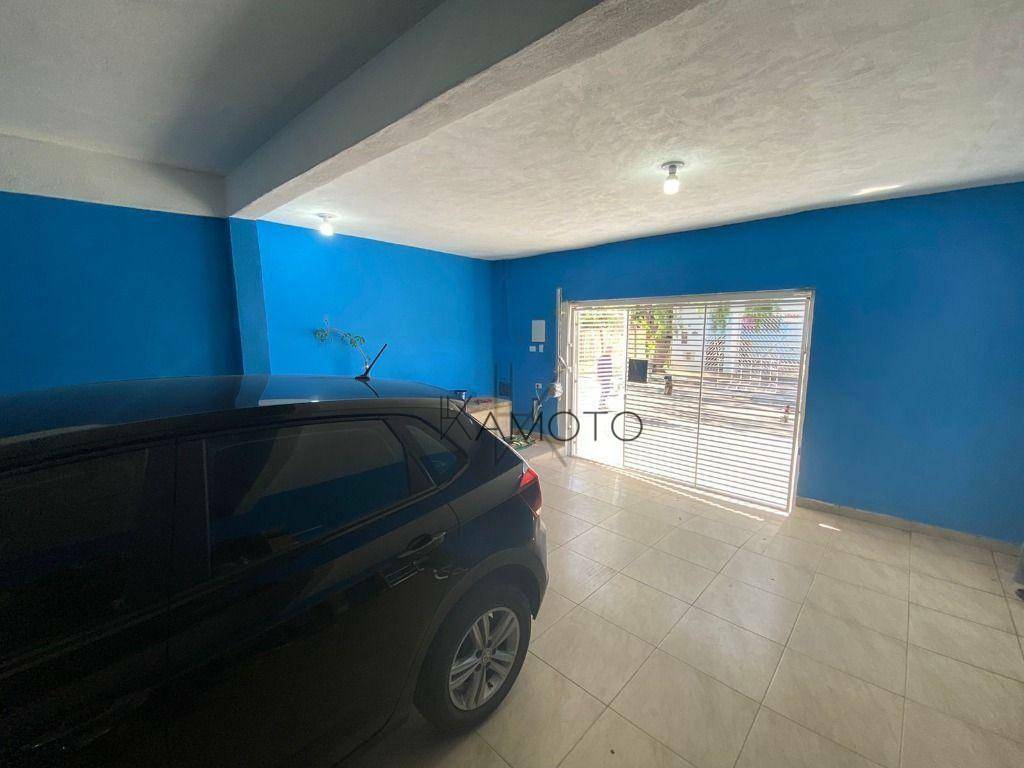 Casa à venda com 3 quartos, 126m² - Foto 2