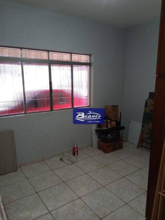 Casa à venda com 2 quartos, 180m² - Foto 13