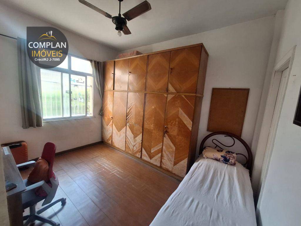 Apartamento à venda com 3 quartos, 75m² - Foto 17