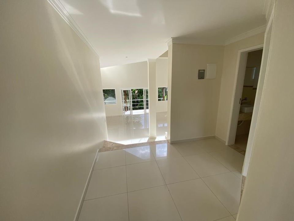 Casa de Condomínio à venda com 4 quartos, 330m² - Foto 6