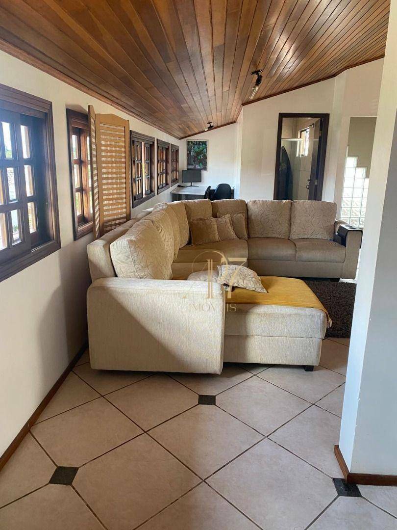 Casa de Condomínio à venda com 3 quartos, 240m² - Foto 26