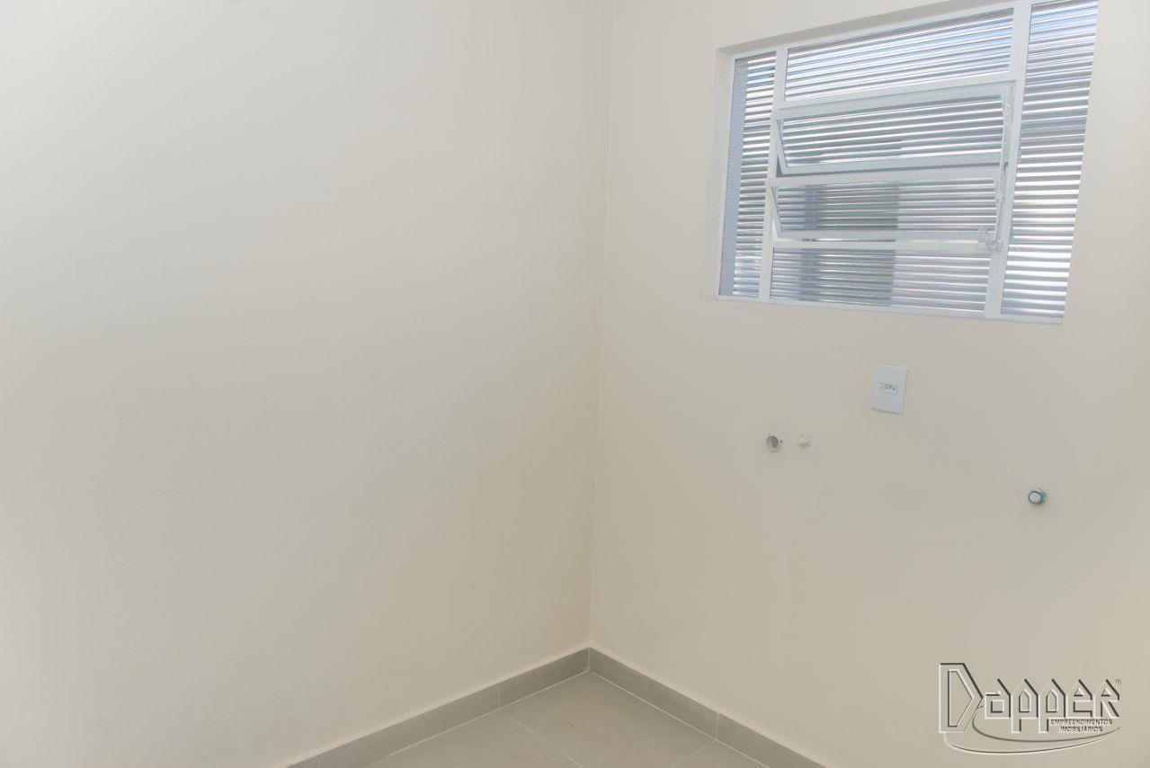 Casa à venda com 3 quartos, 125m² - Foto 14