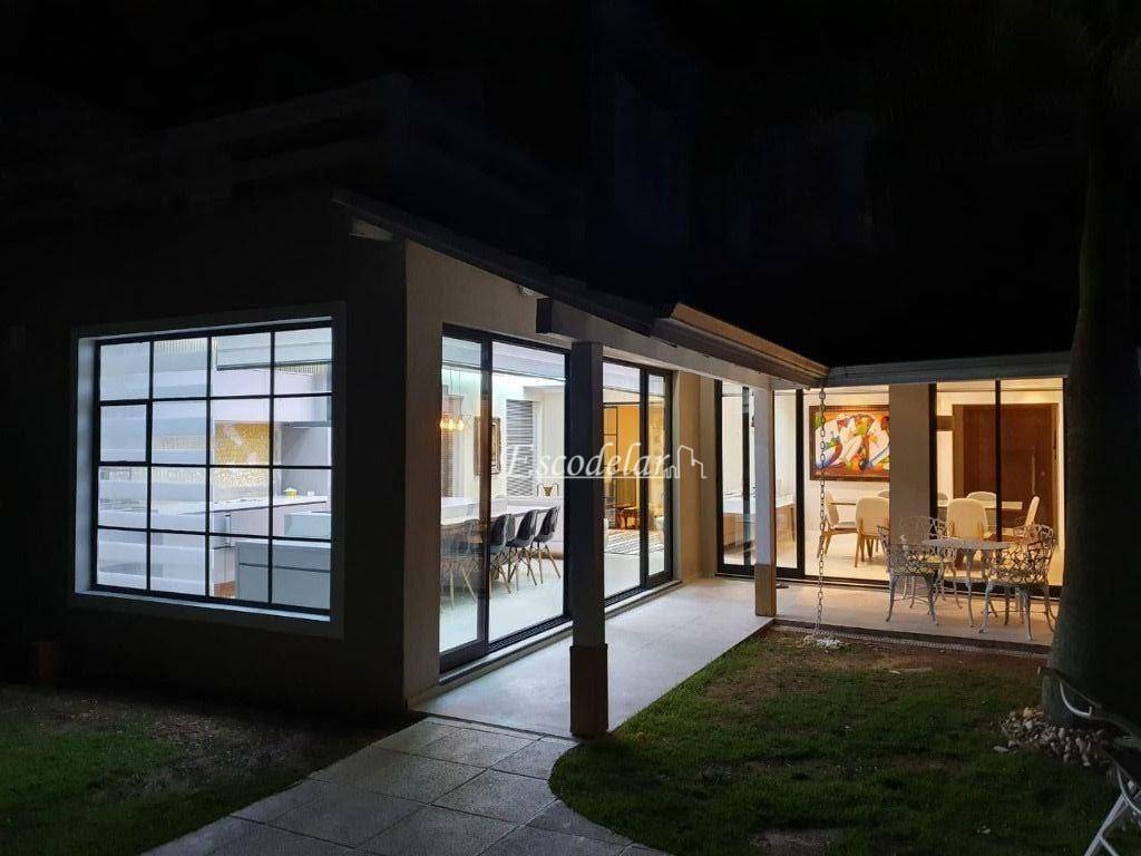 Casa de Condomínio à venda com 5 quartos, 378m² - Foto 32