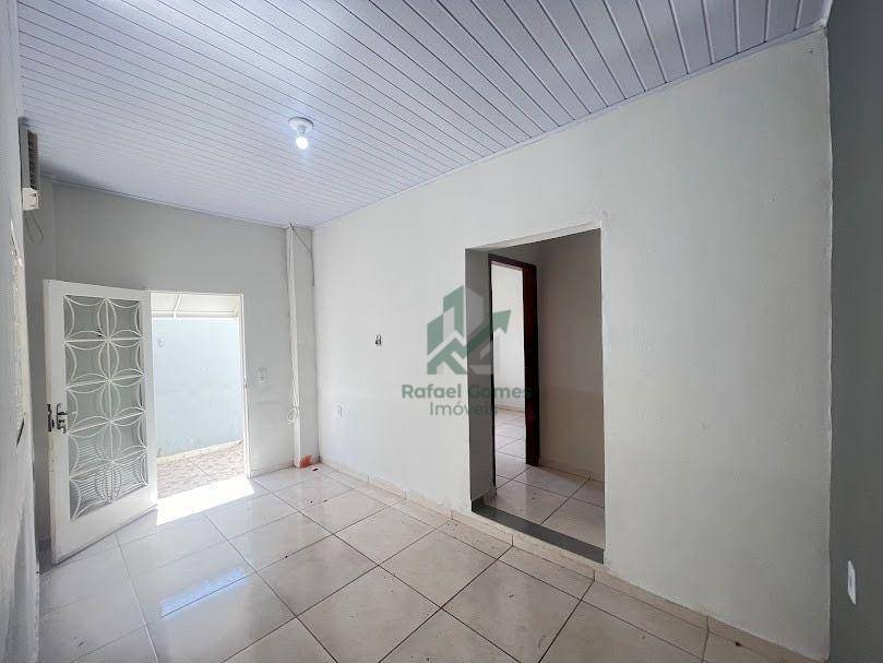 Casa, 2 quartos, 70 m² - Foto 1