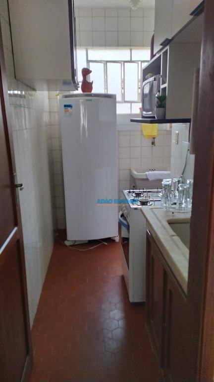 Apartamento à venda com 1 quarto, 45m² - Foto 14