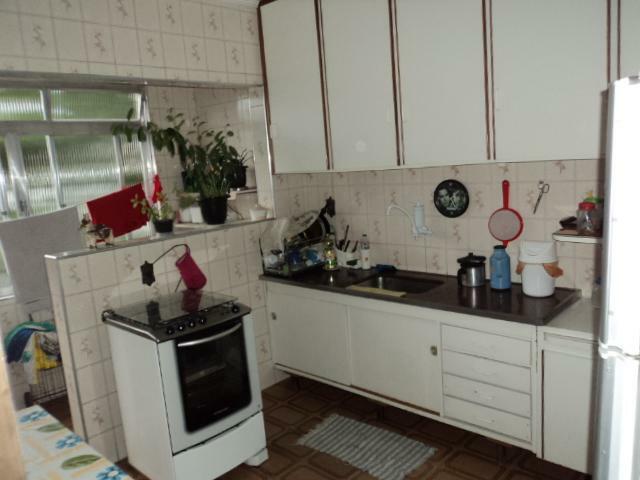 Apartamento à venda com 2 quartos, 75m² - Foto 2