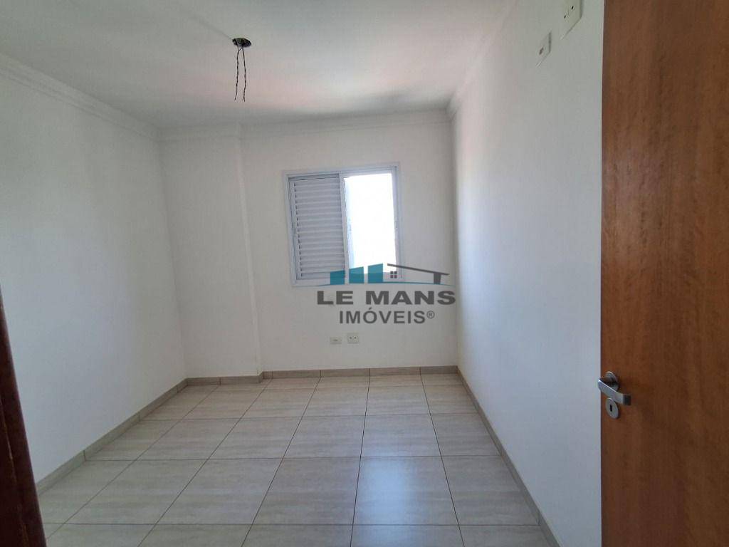 Apartamento à venda com 3 quartos, 101m² - Foto 11