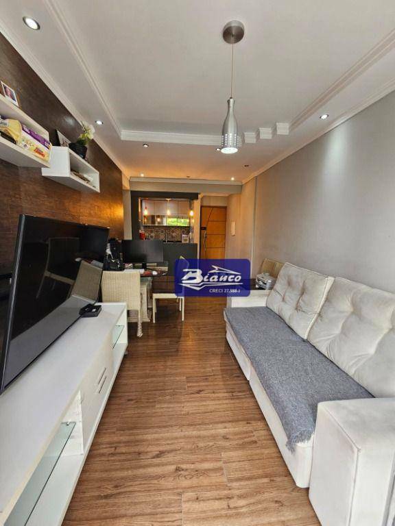 Apartamento à venda com 3 quartos, 78m² - Foto 1