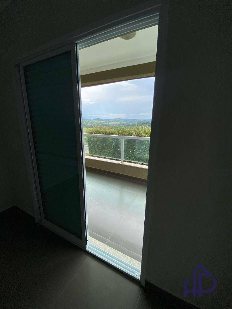 Casa para alugar com 3 quartos, 248m² - Foto 38