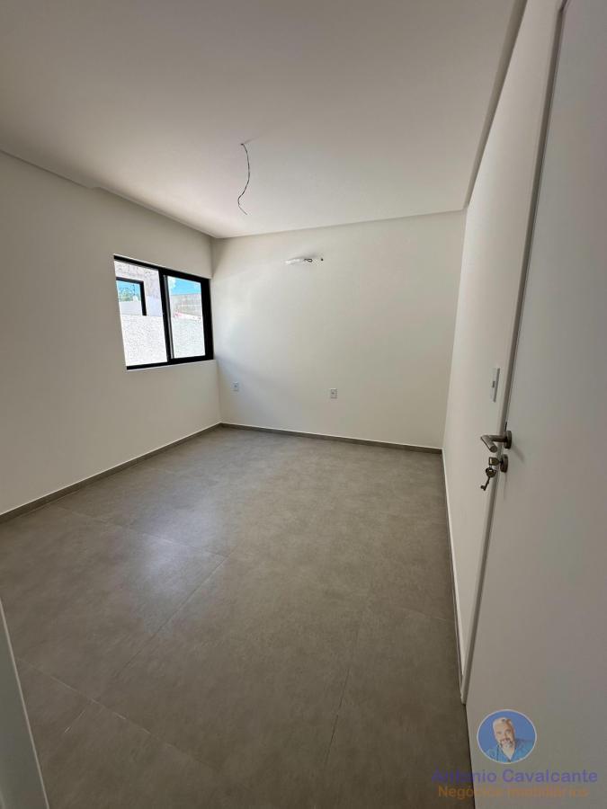 Casa de Condomínio à venda com 3 quartos, 450m² - Foto 15