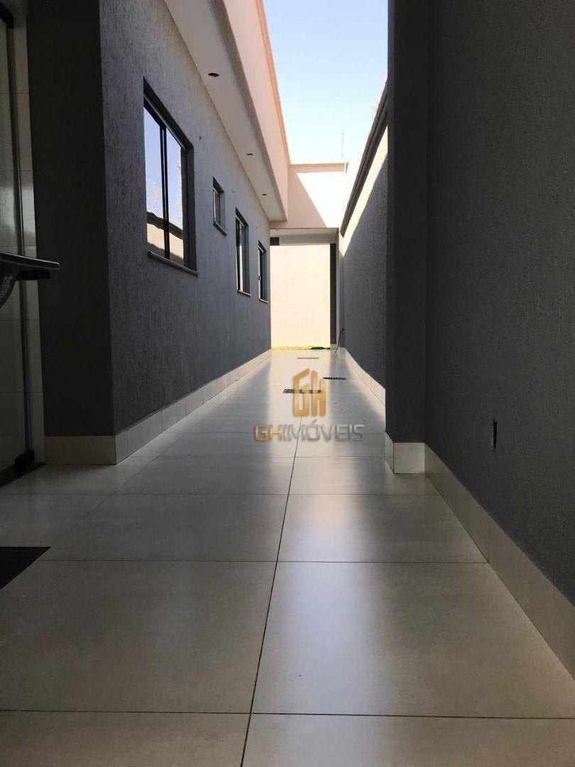 Casa à venda com 3 quartos, 92m² - Foto 11