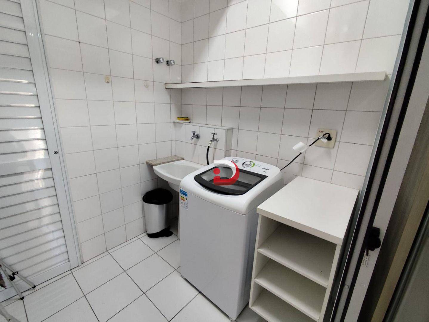 Apartamento à venda com 2 quartos, 70m² - Foto 9