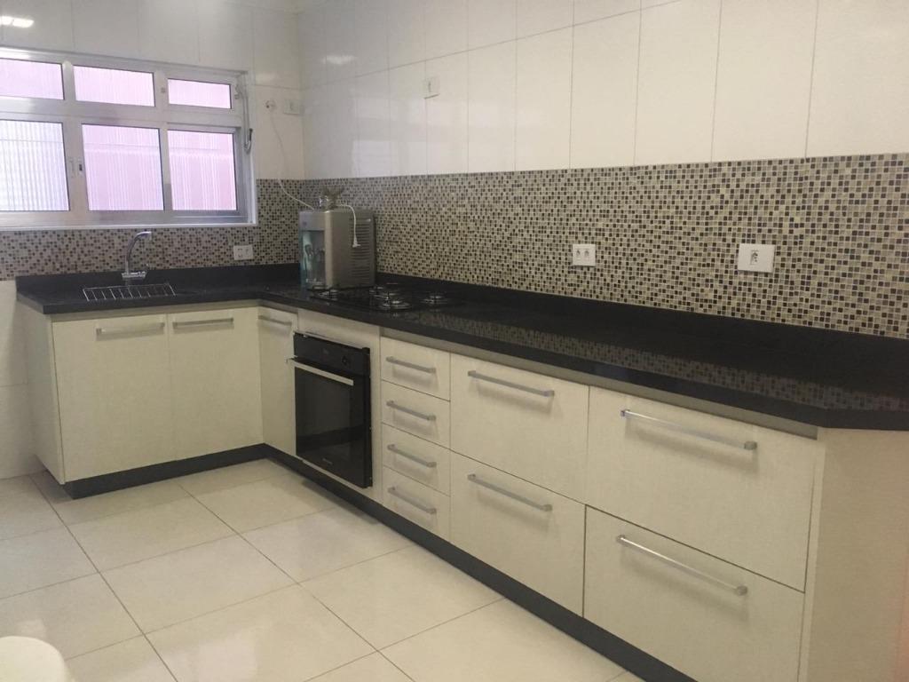 Sobrado à venda com 3 quartos, 170m² - Foto 1