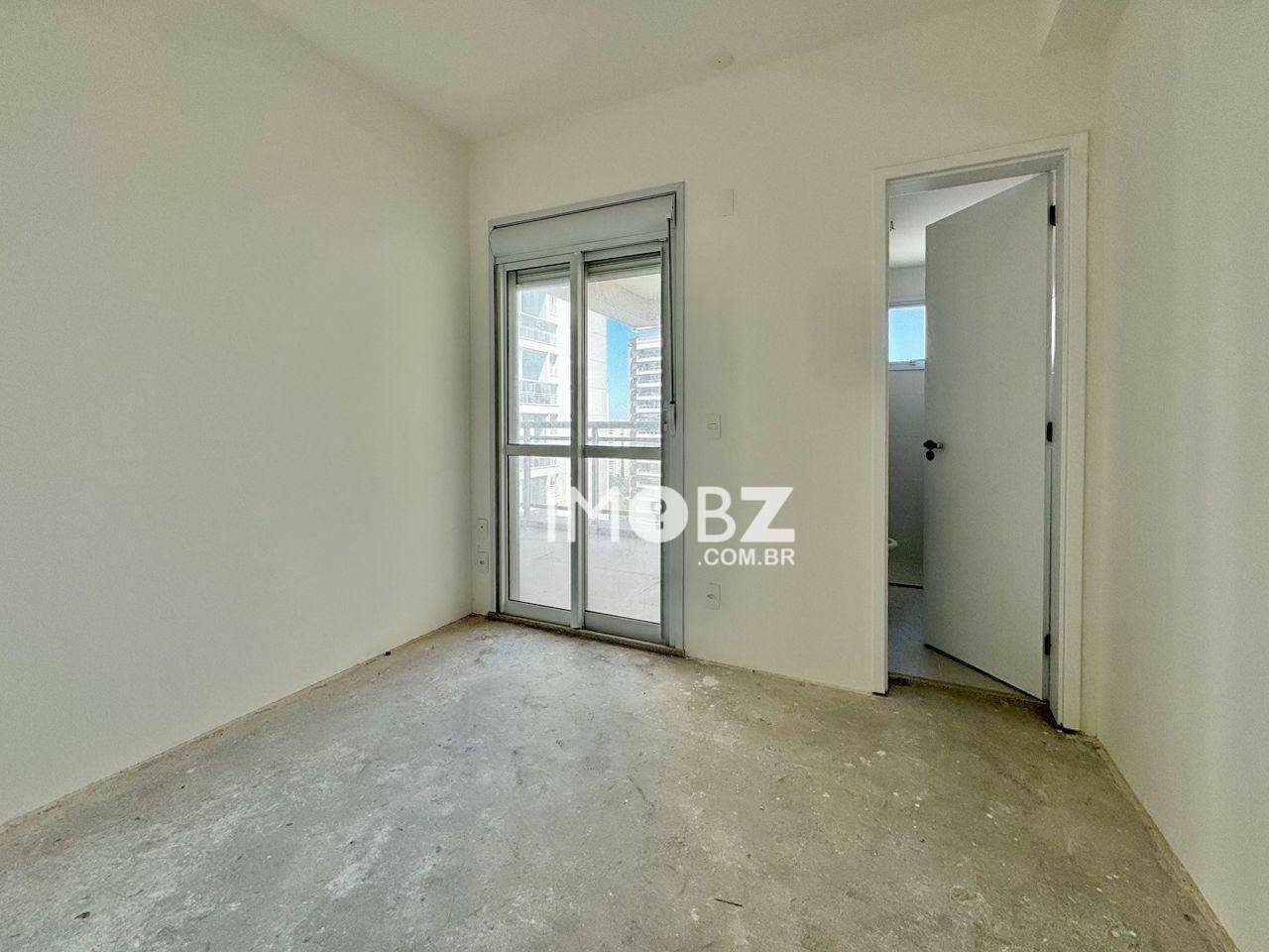 Apartamento à venda com 3 quartos, 185m² - Foto 6