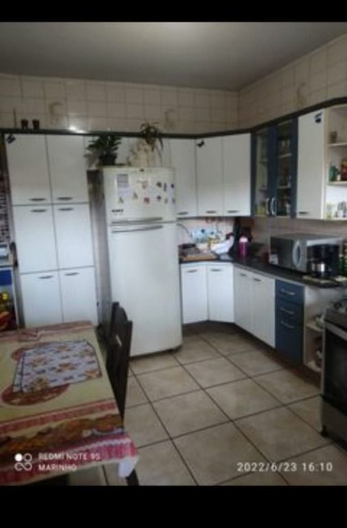 Sobrado à venda com 3 quartos, 160m² - Foto 2