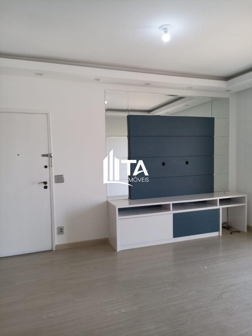 Apartamento à venda com 3 quartos, 77m² - Foto 2